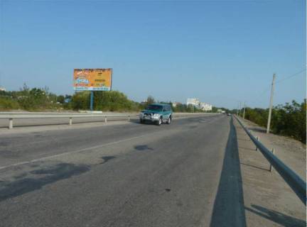 Билборд B в Чернієві, 3х6  Черніїв ( в'їзд в місто зі сторони Буковеля ) фото 1
