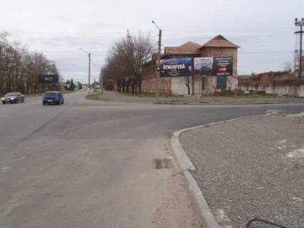 Билборд A в Ивано-Франковске, 3х6  Набережна-Левицького перехрестя  правий фото 1