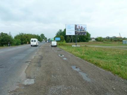 Билборд A в Чернієві, 3х6  Черніїв траса Івано-Франківськ-Буковель №8 фото 1