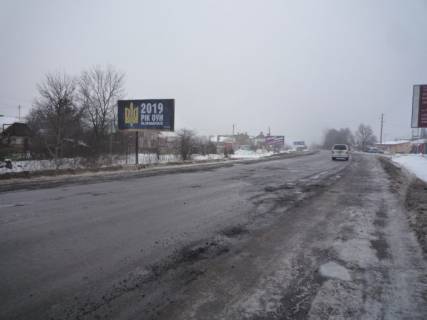 Билборд B в Чернієві, 3х6  Черніїв траса Івано-Франківськ-Буковель №4   в'ізд в місто фото 1