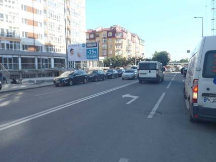 Билборд B в Ивано-Франковске, 3х6  Пд.Бульвар - Бельведерська (Московська) фото 1