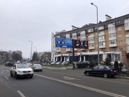 Білборд, Бігборд (Борд)  A у Івано-Франківську, 3х6  Пд.Бульвар - В.Великого перехрестя правий      центр         Фото 1