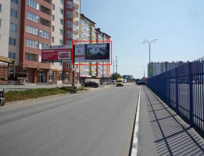 Билборд A в Ивано-Франковске, 3х6  Івасюка виїзд з Епіцентру №2 правий  Арсен фото 1