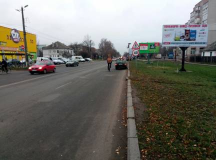 Билборд A в Миргороде вул.Гоголя 52, біля м-на Фуршет (виїзд в сторону Полтави) фото 1