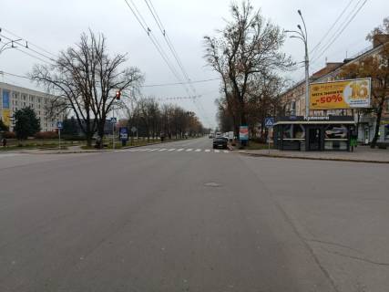 Призма A в Полтаве, 3х6  Соборності вул. (Жовтнева),46 (Петрович) - 398732 фото 1