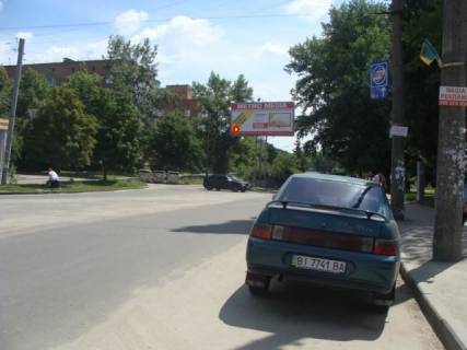 Білборд, Бігборд (Борд)  A у Полтаві вул. Небесної Сотні (Леніна) - ул.Б.Хмельницкого Фото 1