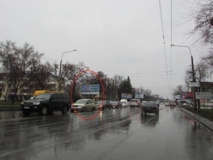 Билборд B в Полтаве, 3х6  Європейська вул. (Фрунзе), 105 (навпроти автосалону"Toyota") фото 1