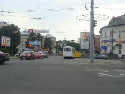 Призма A в Полтаве ул.1100-летия Полтавы - Європейська вул. (Фрунзе) - 122742 фото 1