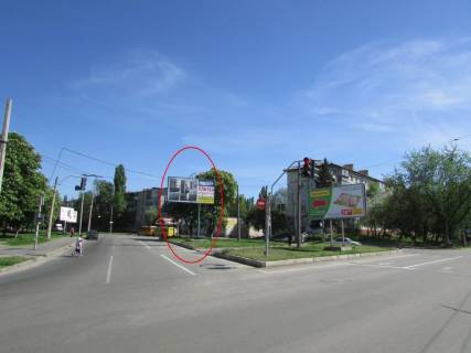 Билборд A в Полтаве, 3х6  І.Мазепи вул. (Калініна) 50/12(р.смуга)(Автовокзал) фото 1