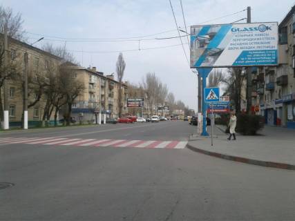 Билборд  в Мелитополе БР 027 А       пр. Б. Хмельницкого, 71                                        (Палас) фото 1
