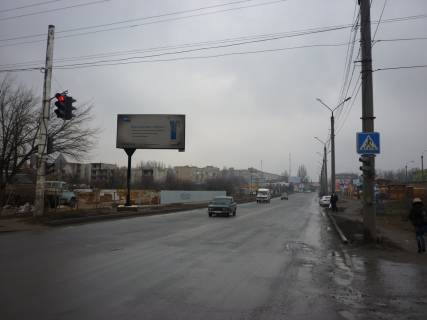 Билборд  в Мелитополе БР 080 Б       пер. ул В.Интернац.и ул. Университетс (Свердлова) (Кураж) фото 1