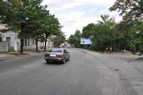 Билборд  в Мелитополе БР 037 А       ул. Героев Украины (Кирова)- ул.Костенко, 35 (Инструмент) фото 1