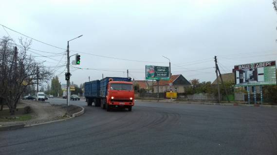 Билборд  в Мелитополе БР 081 A       пер. ул. В.Интернационалистов и Ломоносова     (Т обр2) фото 1