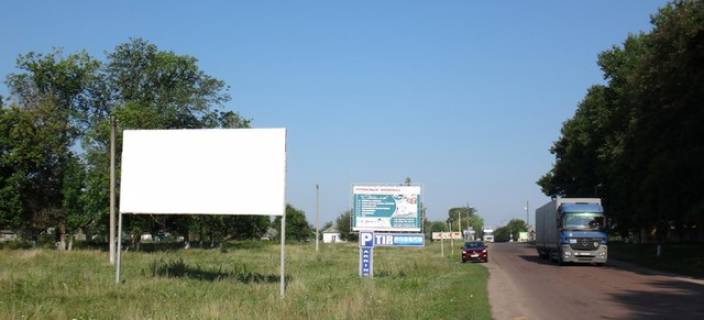 Билборд B в Глухове, 3х6  В'їзд в міста зі сторони КПП "Катеринівка" фото 1