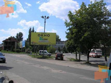 Билборд A в Изюме центр, рынок   ул.Кап.Орлова-ул.Гагарина (перекресток) фото 1