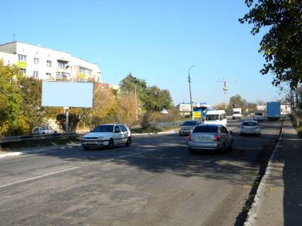 Билборд B в Изюме, 3х6  трасса, вул. Паромна (р-н автовокзала (на Донецк) фото 1