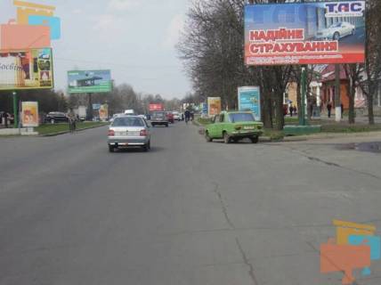 Білборд, Бігборд (Борд)  B у Миргороді вул.Гоголя (парна сторона), район буд.58 Фото 1