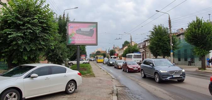 Scrolller, Scroll B in Chernivtsi st.Geroiv Majdanu 35  ( Centr) - 394826 Photo 1