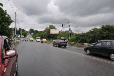 Білборд, Бігборд (Борд)  + у Чернівцях, 3х6  вул. Винниченка-Комунальників Фото 1