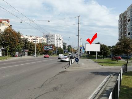 Билборд A в Пустомытах, 3х6  вул.Кульпарківська, 111, Ашан, автомийка 777 фото 1