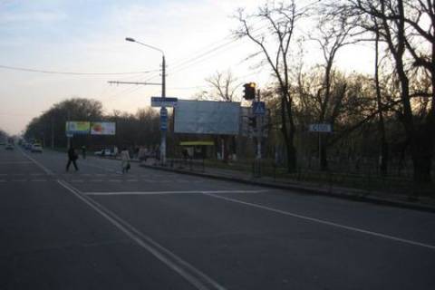 Билборд  в Николаеве пр. Героев Украины (ПлавБассейн) фото 1