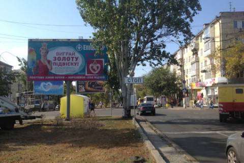 Билборд  в Николаеве Центральний просп. (Леніна просп.) -Рюмина призматрон новый глухой фото 1