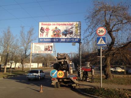 Билборд A в Николаеве, 3x6  Богоявленський просп. (Жовтневий просп.) ріг вул.Будівельної фото 1