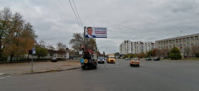 Билборд B в Николаеве, 3x6  вул. Космонавтов, 81 фото 1