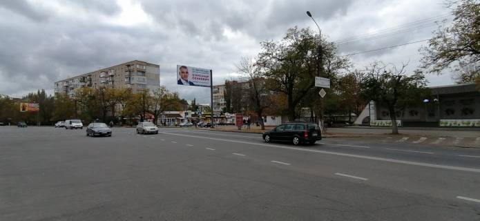 Билборд A в Николаеве, 3x6  Богоявленський просп. (Жовтневий просп.) ріг вул. Металургів (Універсам) фото 1