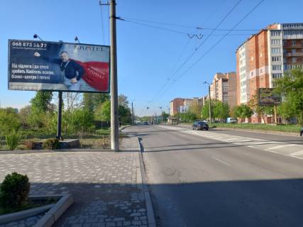 Білборд, Бігборд (Борд)  B у Івано-Франківську, 3х6  вул. Івасюка, 23 Фото 1