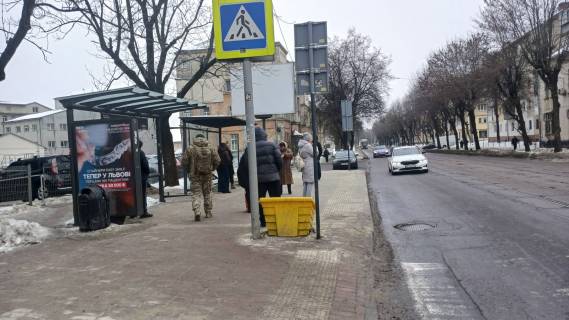 Citylight B in Lviv, 1,2х1,8  st. Sevcenka, 113 (zupinka "Krupzavod")  bila Biznec Centru "LEGENDA" Photo 1