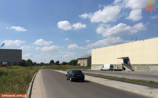 Ситилайт A в Львове пр.Чорновола - вул.Куліша,44 ТЦ ФОРУМ (зупинка гр.транспорту) фото 1