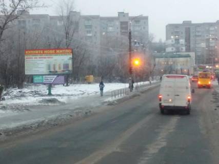 Нестандарт B в Умане ул.(Жовтневой революции) Незалежності,  24, (Осташевская гребля), сторона Б фото 1