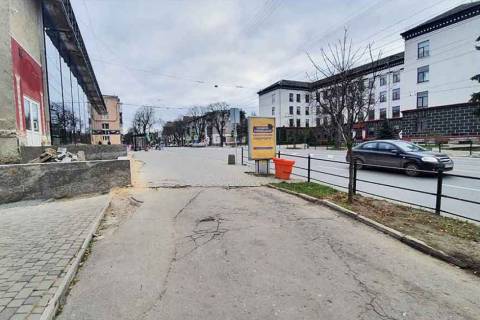 Ситилайт A в Тернополе Руська,5 (торговий світ , нижн) фото 1