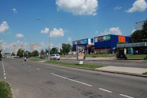 Ситилайт A в Южноукраинске, 1,2х1,8  пр. Незалежності 35, Автобусна зупинка,  Сільпо,пішох.перехід,книжковий магазин фото 1
