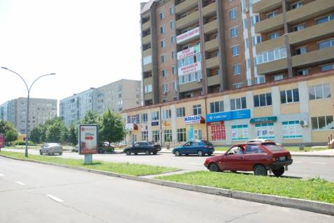Citylight B in Yuzhnoukrainsk av. Nezavisimosti 22, Magazin odezdy,turisticeskaa firma Photo 1