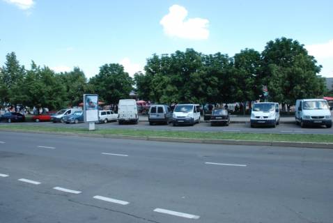 Citylight A in Yuzhnoukrainsk av. Nezavisimosti 37, Produktovyj magazin. Photo 1