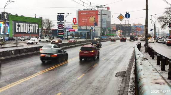 Білборд, Бігборд (Борд)  B у Києві, 6,20х3,15  просп. Степана Бандери (Московський), 11А Фото 1