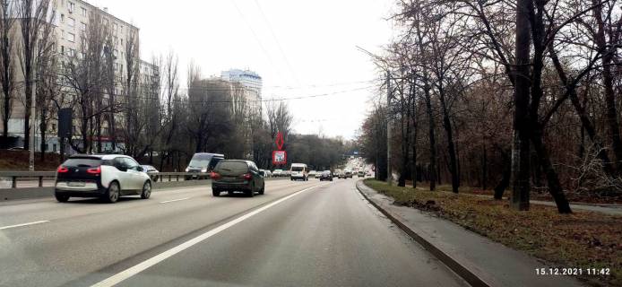 Билборд B в Киеве, 3х3  вул. Олени Теліги, 55 фото 1