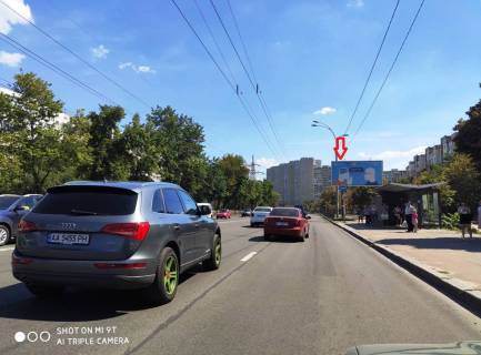 Призма A в Киеве, 6 х 3  Правды просп., 35 за остановкой в сторону Оболони (светофор) - 322586 фото 1