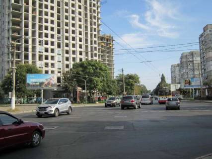 Билборд B в Одессе, 3х6  ул. Филатова, 2/1 фото 1