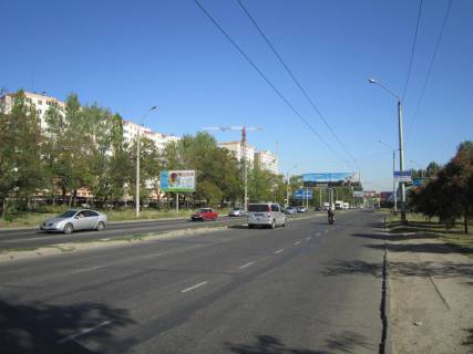 Билборд B в Одессе, 3х6  Небесної Сотні просп. (Маршала Жукова просп.), 91-А (біля автостоянки № 3) фото 1