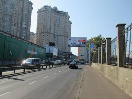 Билборд A в Одессе, 3х6  вул. Средньофонтанська - виставковий центр (навпроти) фото 1