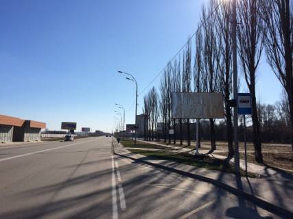 Билборд A в Вышгороде, 3x6  Набережна, зупинка к-р Мир, напрямок до Києва фото 1