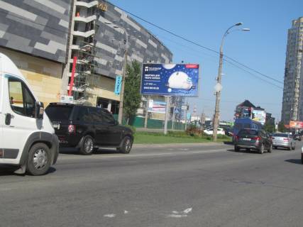 Билборд B в Киеве Дніпровська набережна/ вул. А.Ахматової на розподільчій смузі  (3,15х6,15) фото 1