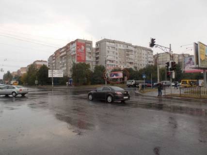 Билборд A в Ивано-Франковске, 3х6  Івасюка - Івана Павла II (Будівельників),25 , "Їжачок" фото 1