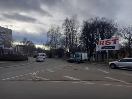 Нестандарт A у Івано-Франківську, 3х6  Петлюри, Чорновола, Довженка Фото 1