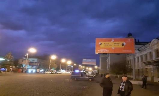 Билборд A в Ивано-Франковске, 3х6  вул. Привокзальна, 1(Вокзал), з сторони вул. Залізнична, ст. А фото 1