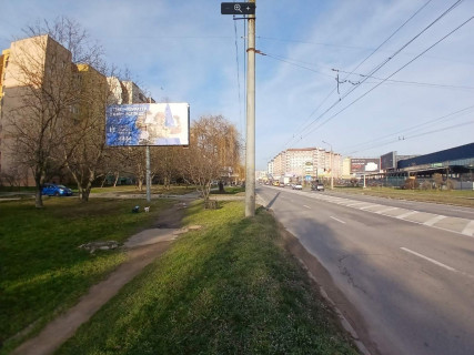 Билборд B в Ивано-Франковске, 3х6  Івасюка фото 1