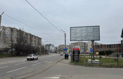 Билборд A в Ивано-Франковске, 3х6  Івасюка фото 1